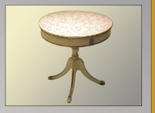 Chinoiserie with a scroll design